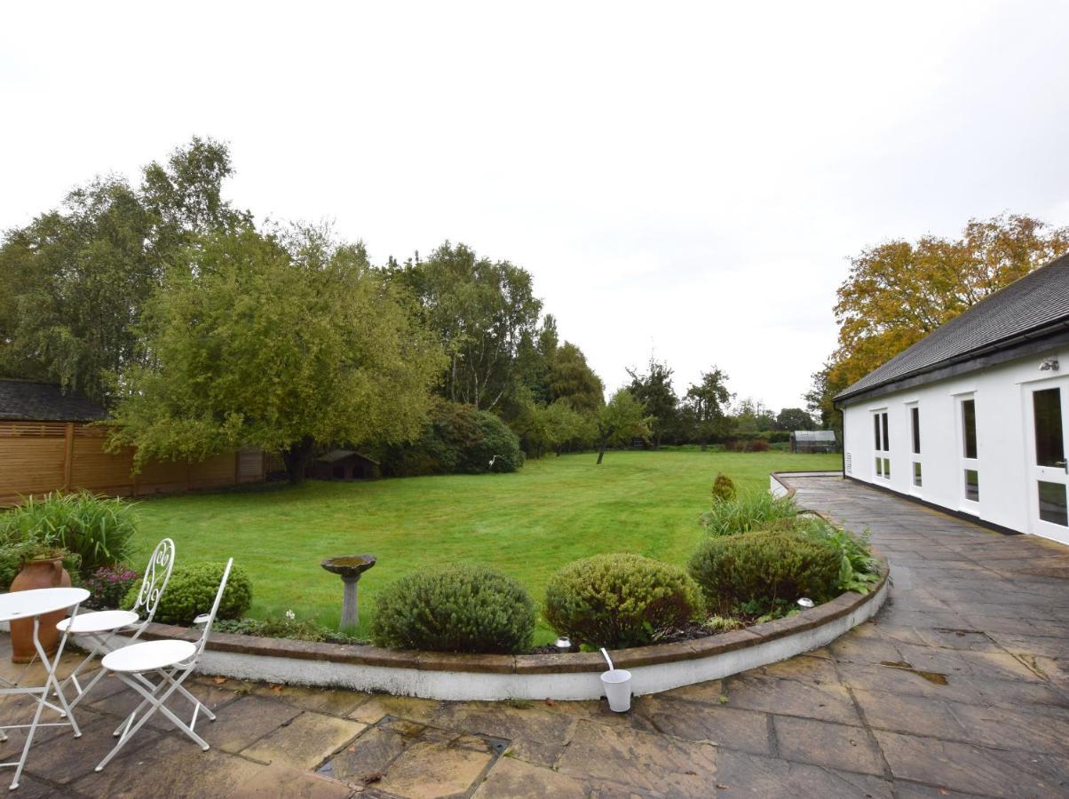 Solway Villa Chester Buitenkant foto