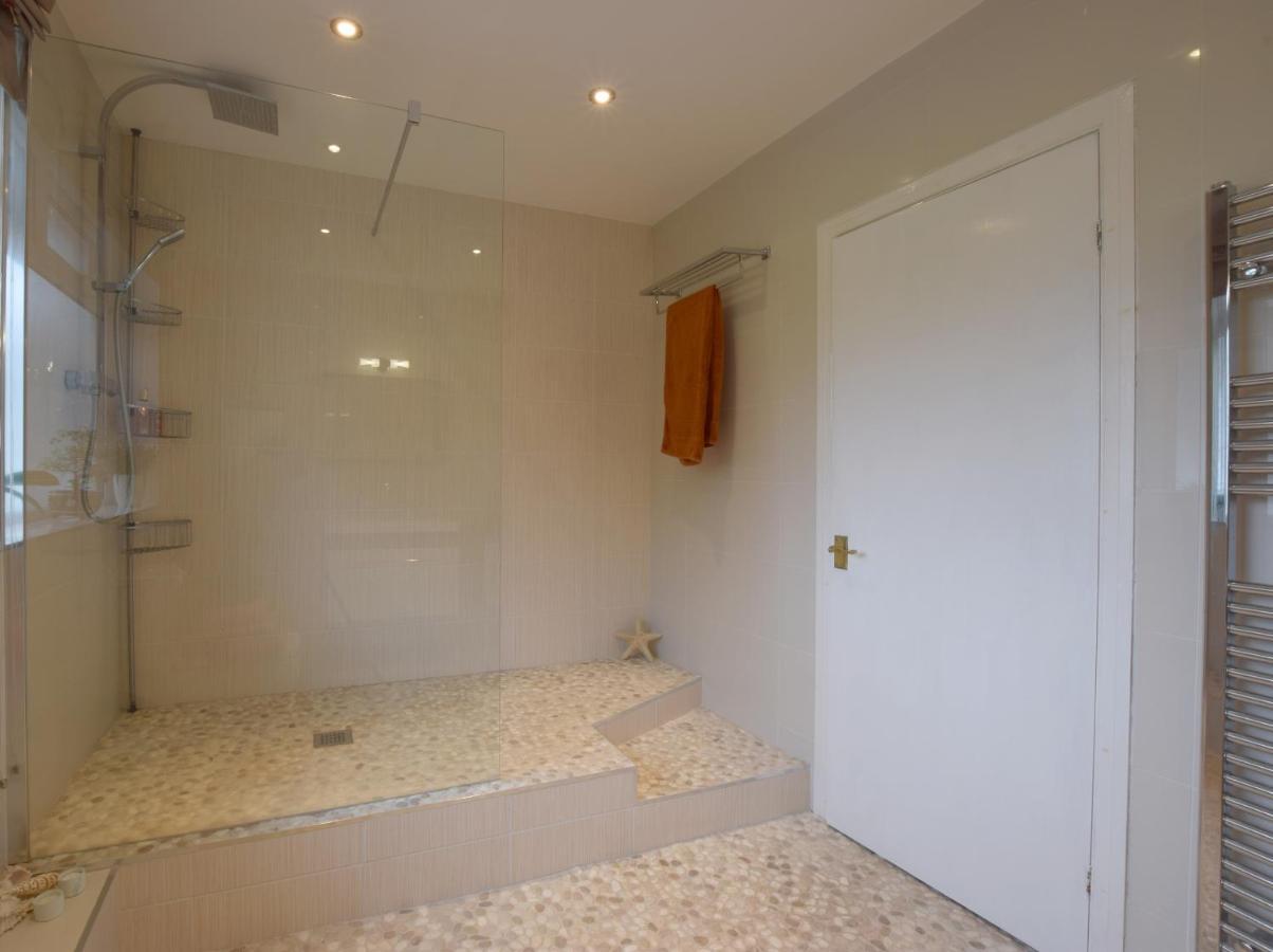 Solway Villa Chester Buitenkant foto