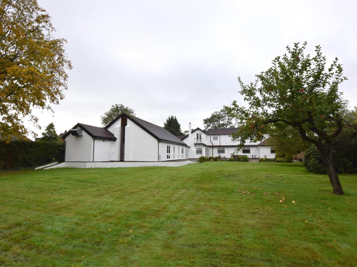 Solway Villa Chester Buitenkant foto